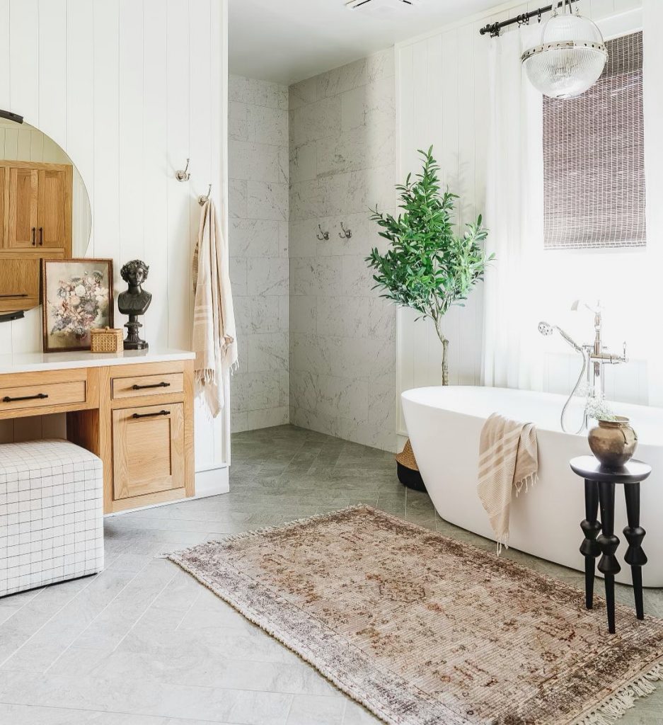 home staging bathroom tips