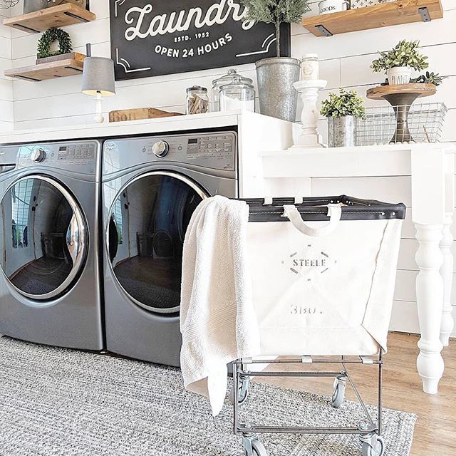 A washable rug is a perfect laundry-room assistant.