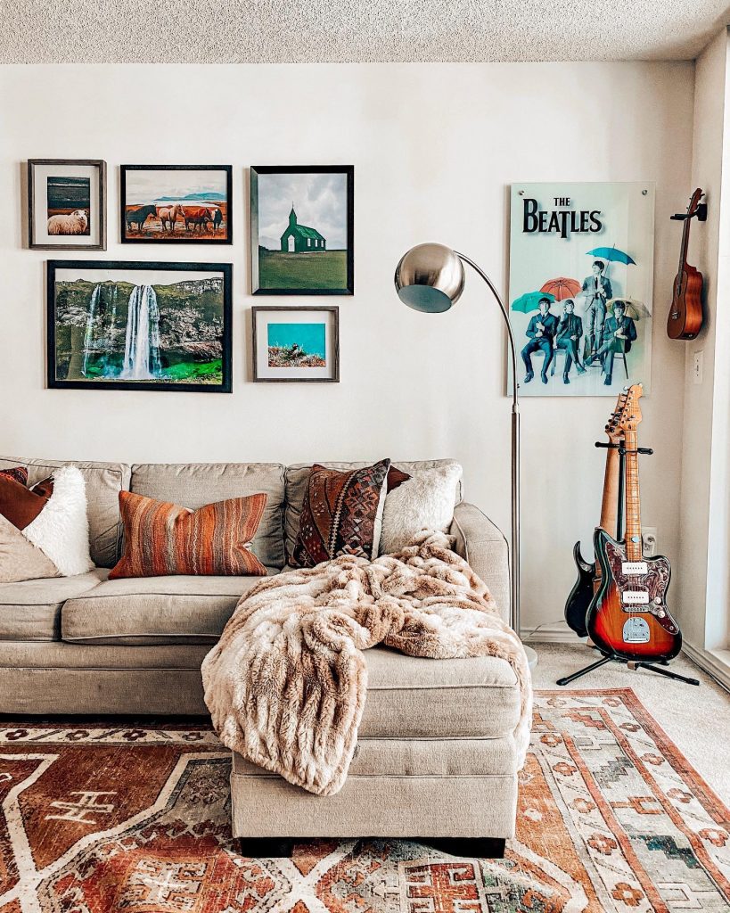 Living Room Carpet Transformations: 5 Ways a New Rug Beats Carpet - The  Roll-Out