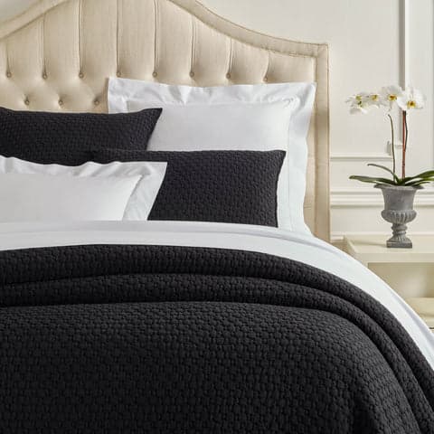 Lodi Matelasse Coverlet | Black