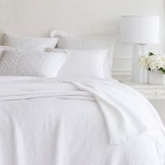 Hoyt Coverlet | White