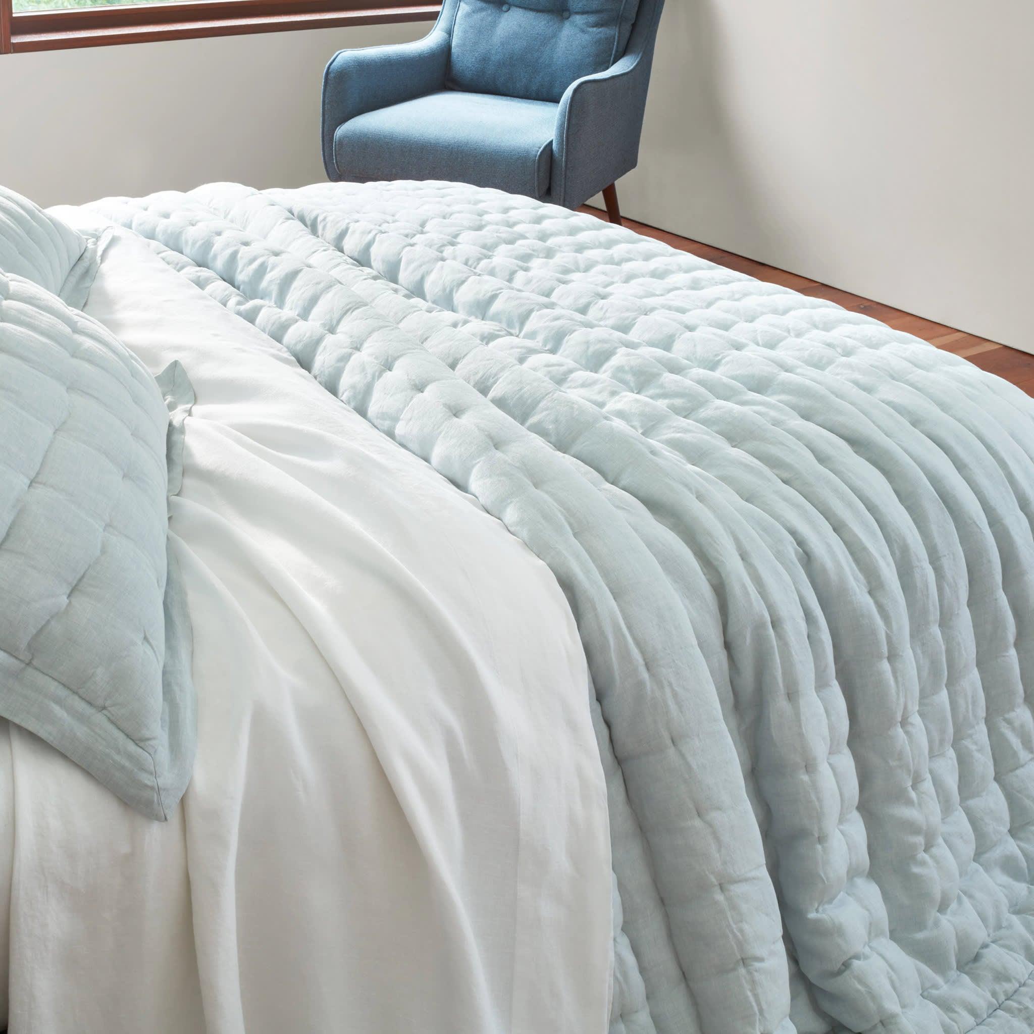 Lush Linen Puff | Sky – Rugs USA