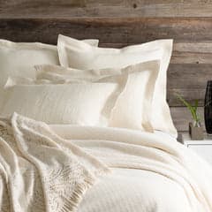 Interlaken Matelasse Coverlet | Ivory