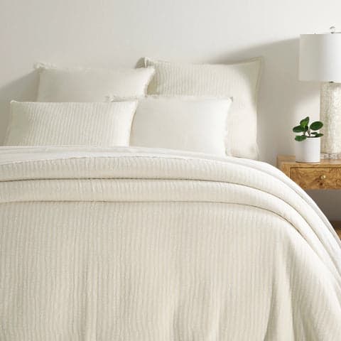 Shepherd Matelasse Coverlet | Ivory