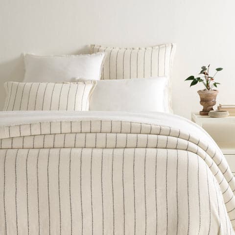 Leigh Linen Duvet Cover | Iron