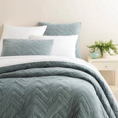 Brentwood Velvet Quilt | Ocean