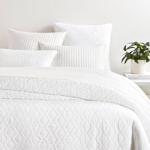 Birdie Quilted Coverlet | White