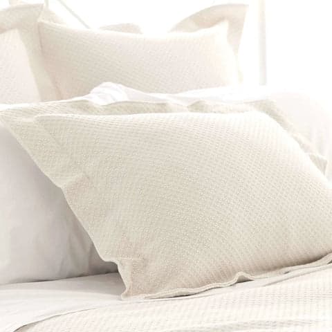 Petite Trellis Matelasse sham | Ivory